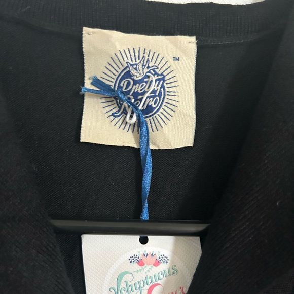 Pretty Retro Knit Tee - Picture 2 of 3